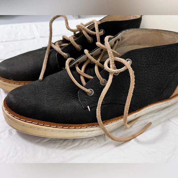 UGG Men’s Boots Size 8 - Picture 4 of 8